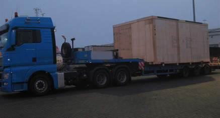 Transport von 20 x Kisten mit einer Breite von bis zu 3,75 Meter