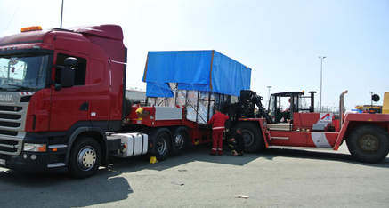 6 japanische Verarbeitungsmaschinen wurden durch uns für die Herstellung von Nutzfahrzeugen nach Minsk (Weißrussland) transportiert